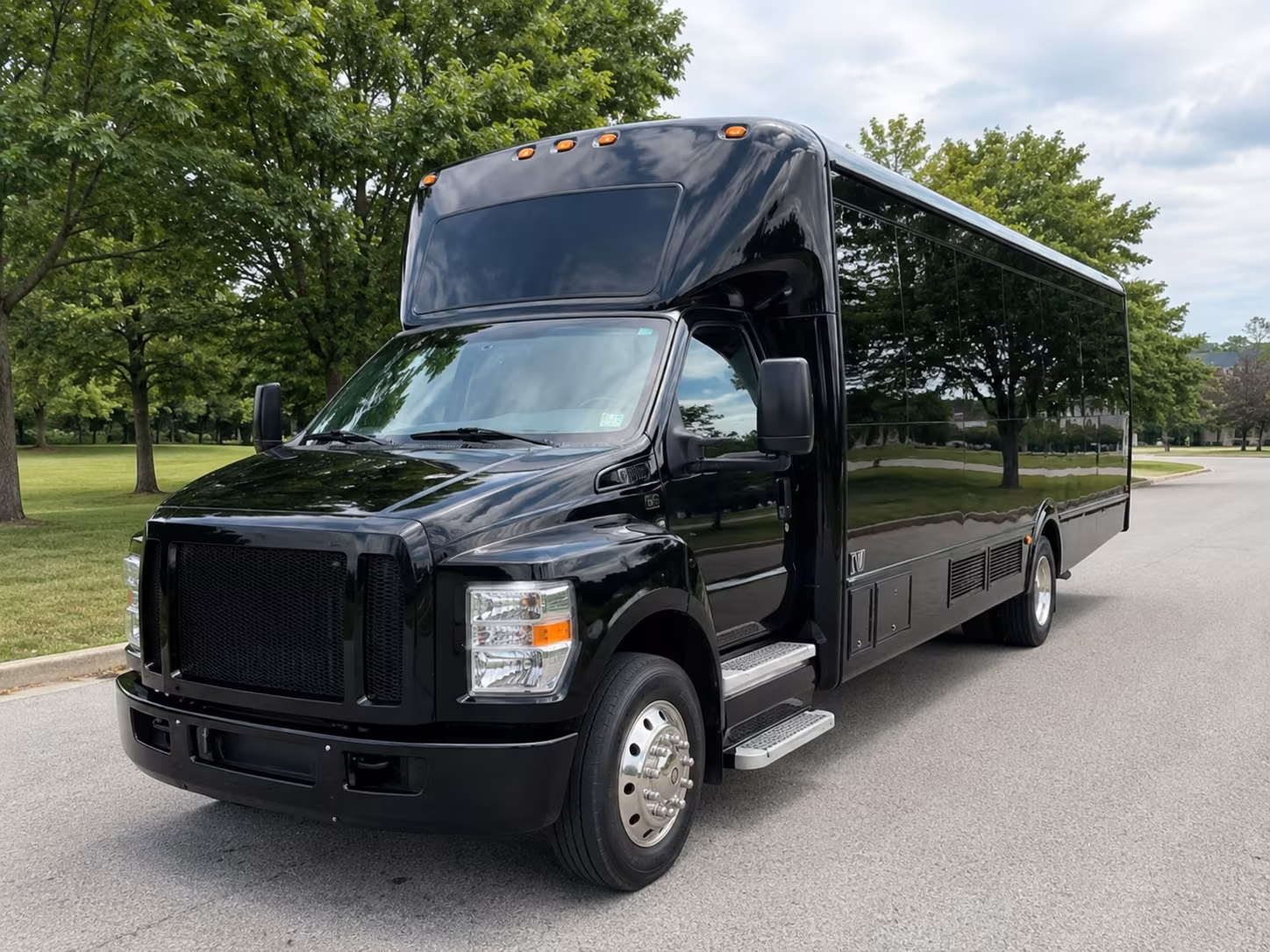 rent a portland prom party bus or charter bus today